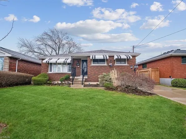 139 Rendell Blvd, Hamilton, ON L8T 3P7