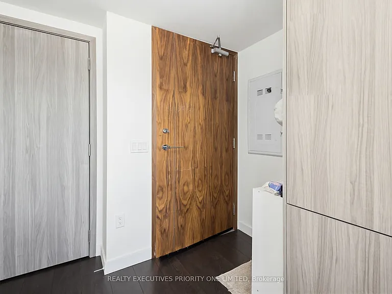 1 Concord Cityplace Way #5515 — Photo 4