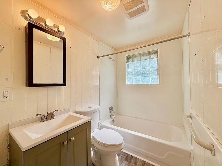 4276 Old Indian Rd — Photo 10