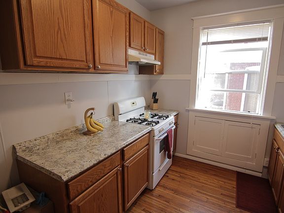 5th image of 4931 Magnolia Ave #2F