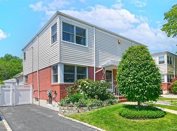 3rd image of 6720 211th Street