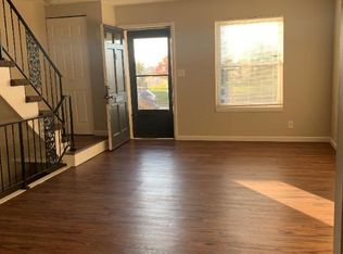 9443 Nieman Rd, Overland Park, KS 66214