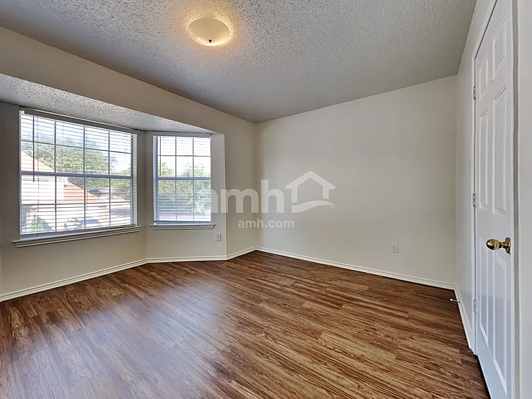 601 Ridgemont Dr — Photo 23