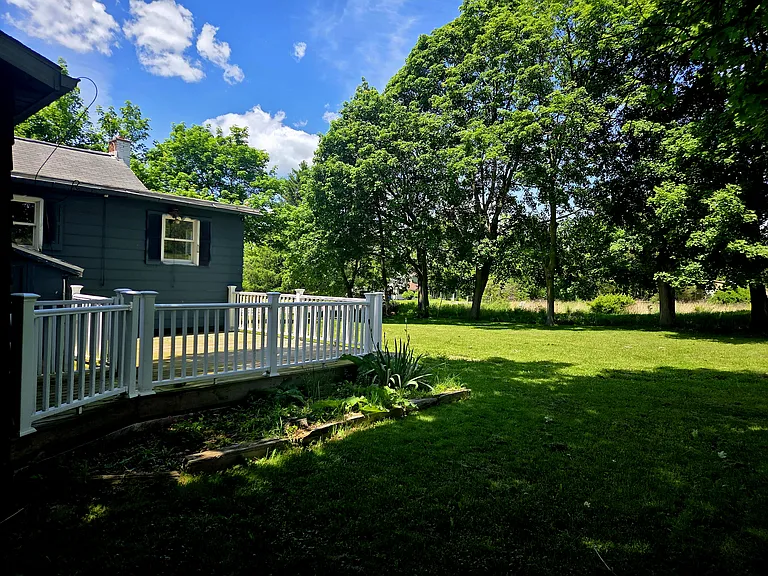 5 Conlon Rd — Photo 9