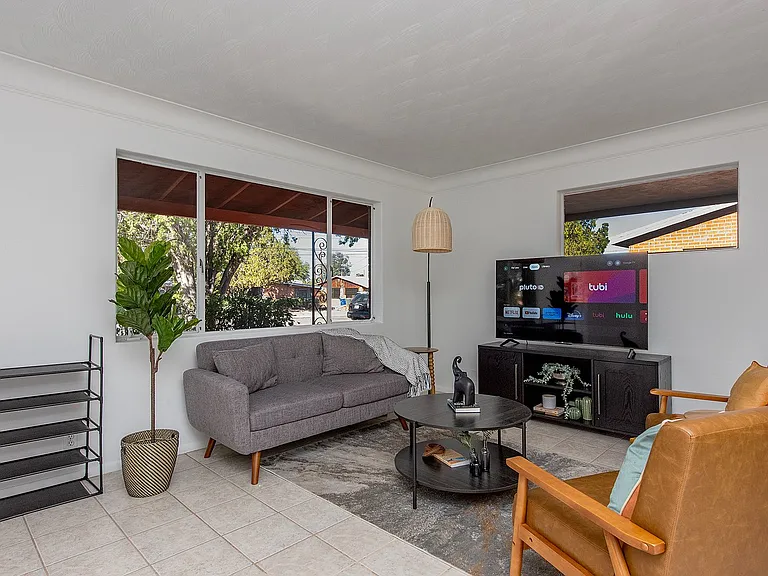 3526 N Santa Rita Ave — Photo 4