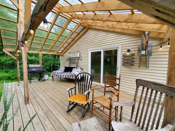 1887 North Dorchester Road, Dorchester, NH 03266