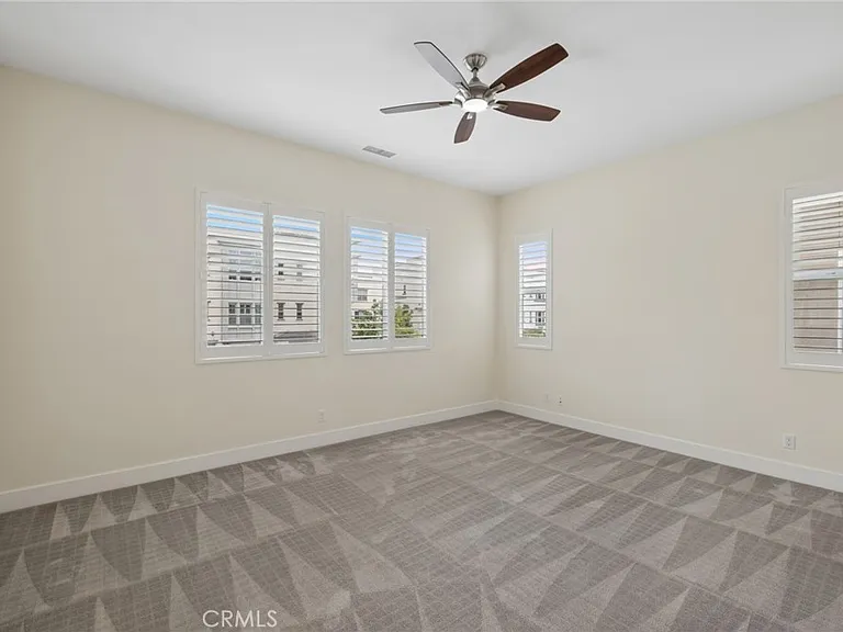 243 Cultivate — Photo 12
