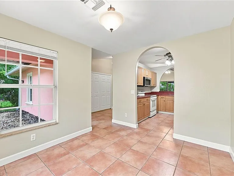 4438 Pine Lake Rd — Photo 7