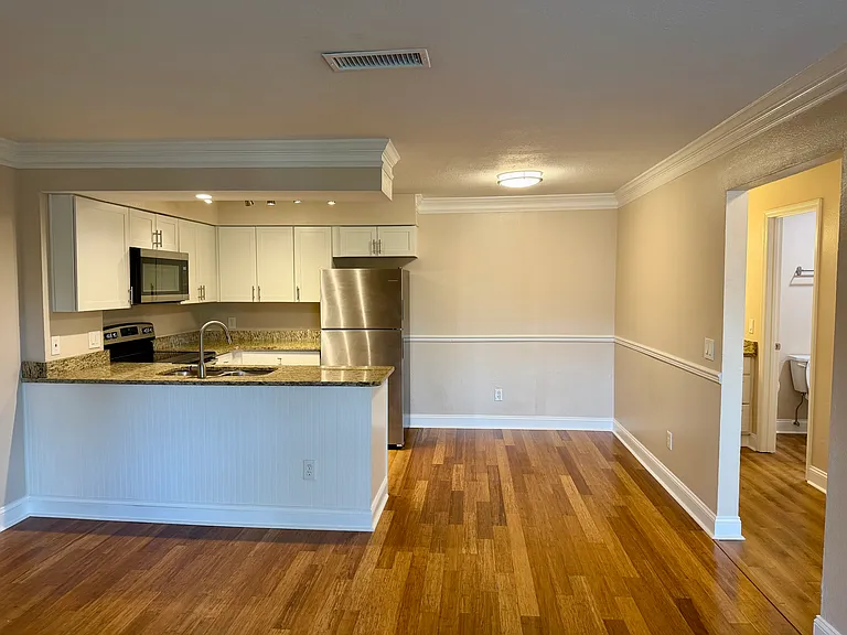100 Fairway Park Blvd #1812 — Photo 5