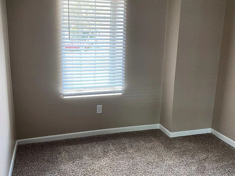 210 Butler Ave NW #201 — Photo 8