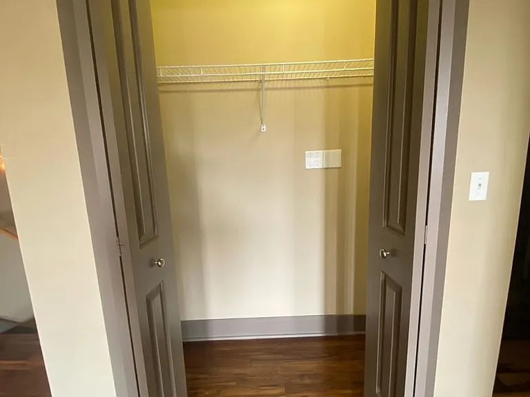 581 Hillside Dr — Photo 21