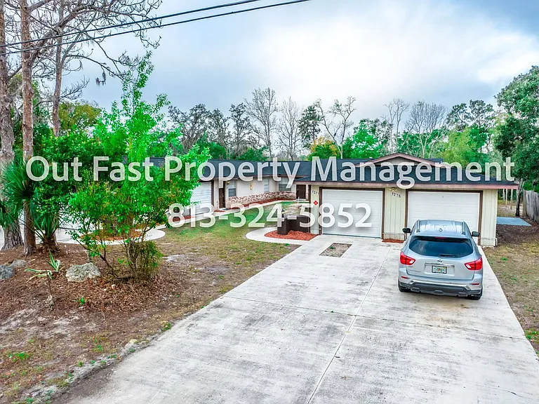 1273 Sylvia Ave — Photo 3