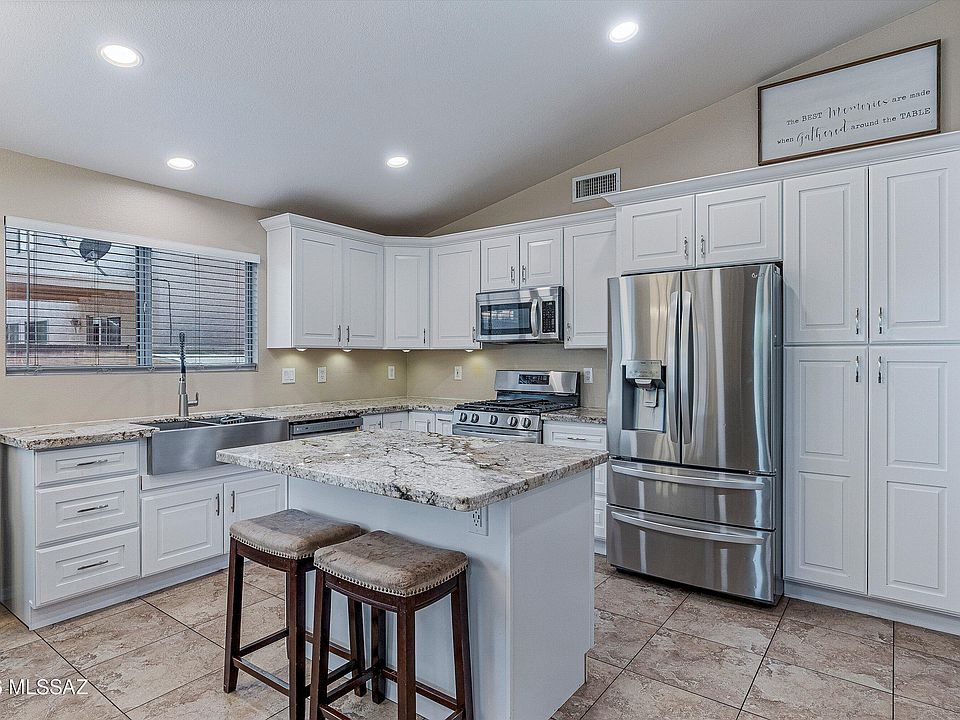 1st image of 7101 W Amarante Dr
