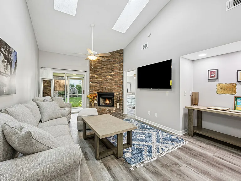 12036 Arbor Lake Dr — Photo 12