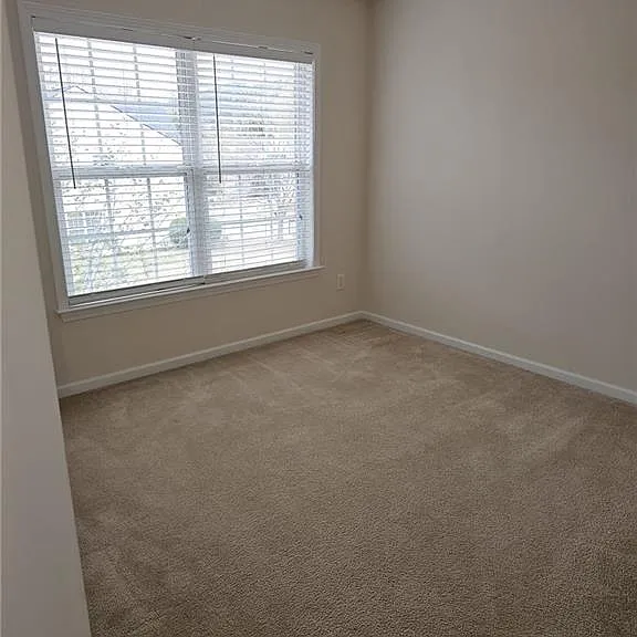 4407 Weham Ct — Photo 43