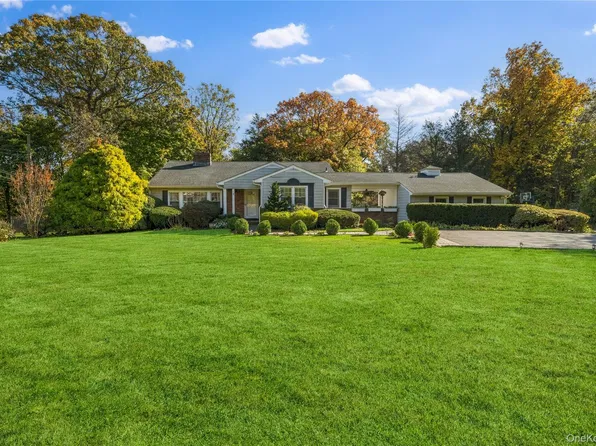 4 Timberline Drive, Huntington, NY 11743