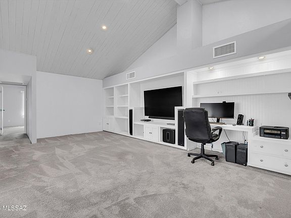 2nd image of 6312 N Willowbrook Dr