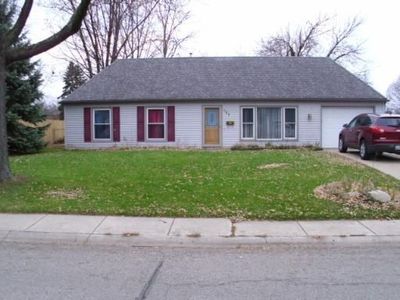 127 Circle Dr W, Montgomery, IL, 60538