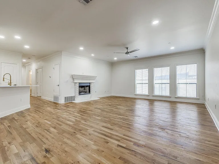 4210 Prescott Ave — Photo 9