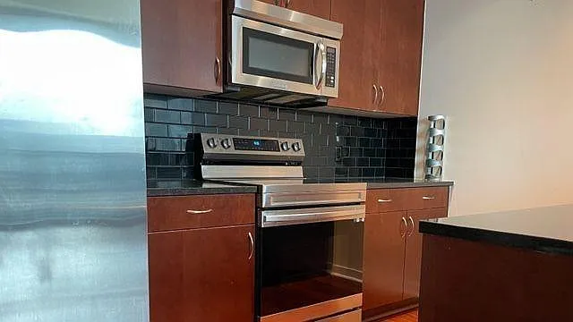 400 W Peachtree St NW #3511 — Photo 10