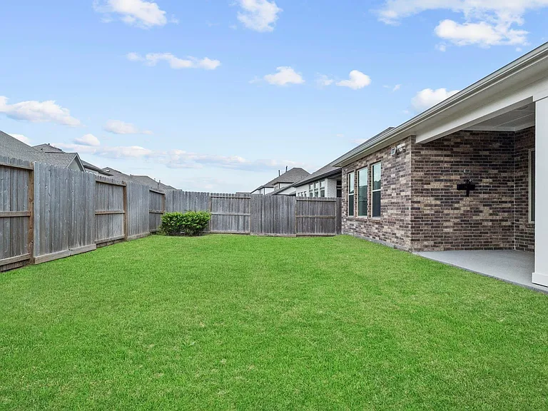 18303 Bluebird Branch Ln — Photo 29