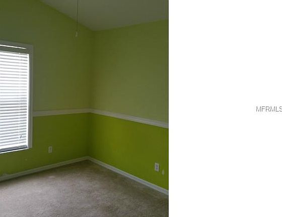 4th image of 540 Silver Palms Cir