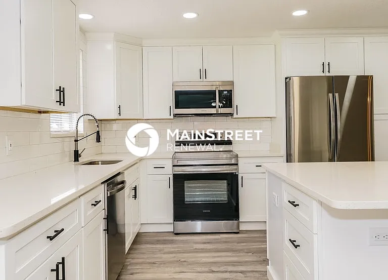 925 N Singleton Ave — Photo 6