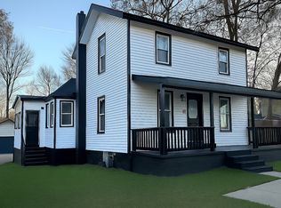 34 Mead St, Hillsdale, MI