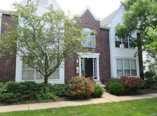 1317 Crossings Ct UNIT D, Ballwin, MO 63021