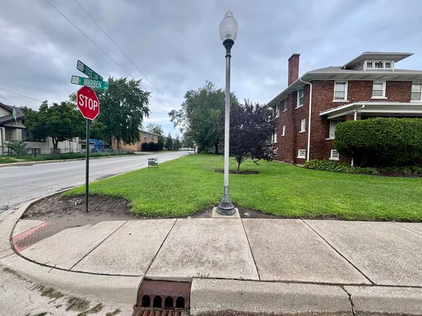 3 Warren St, Hammond, IN 46320