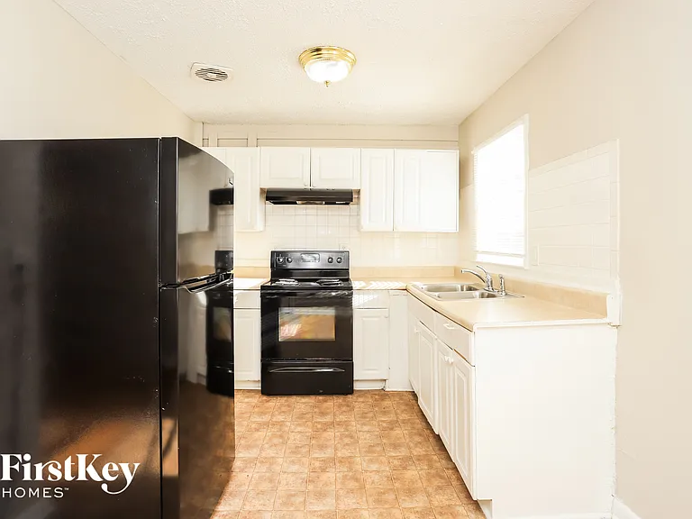 297 Reed St — Photo 7