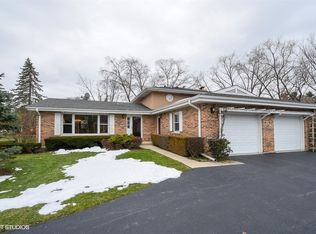 100 Ela Rd, INVERNESS, IL 60067