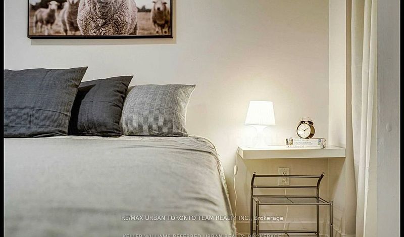 Toronto Townhouse for rent - 1 Bedroom — photo 12