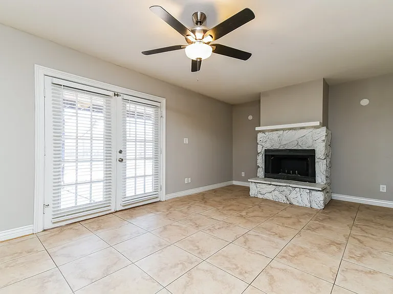 6106 E Ivyglen St — Photo 10
