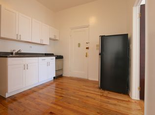90 Bank St APT 1A, New York, NY 10014