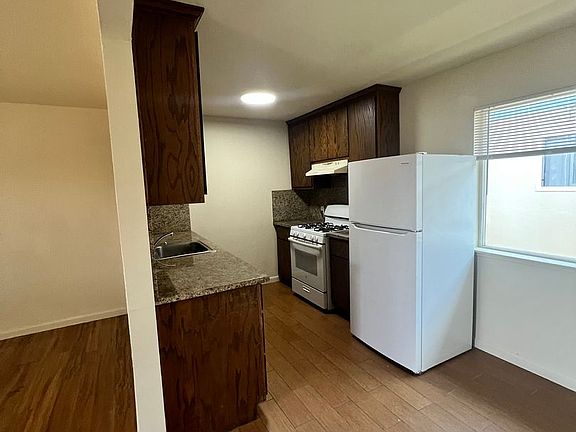 4th image of 3137 & 3145 Cadillac Dr #3137-19