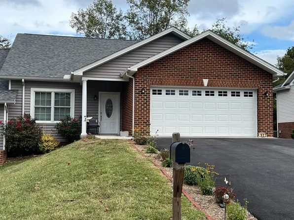 527 Hale St, Pearisburg, VA 24134