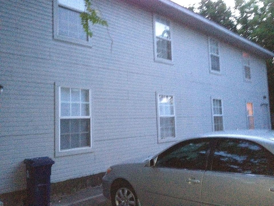 1st image of 914 McCormick St