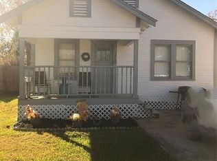 316 S Nugent St, La Porte, TX 77571