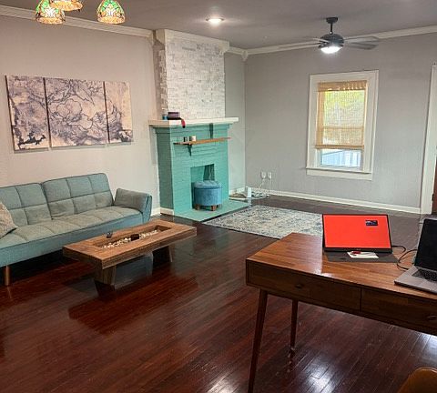5th image of 4802 Junius St #4802