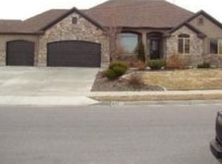 4213 W Chestnut View Dr, South Jordan, UT 84009