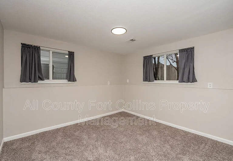 3115 22nd Ave — Photo 11