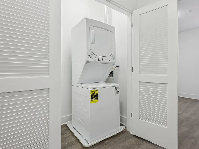 446-450 Irvine Turner Blvd #3D — Photo 16