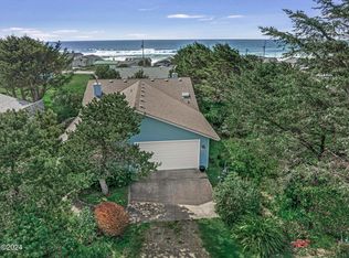 857 Driftwood Ln, Yachats, OR 97498
