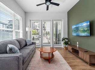 3302 W Gray St #ID1313893P, Tampa, FL 33609