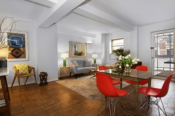 Sold by Brooklyn Bridge | media 17