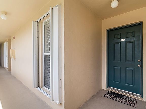 4th image of 1605 S Us Highway 1 APT M2-207