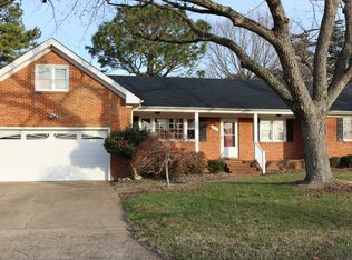 940 W Ferry Plantation Rd, Virginia Beach, VA 23455