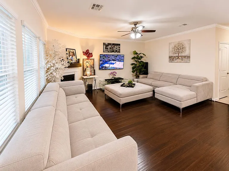 313 Briar Park Dr — Photo 11