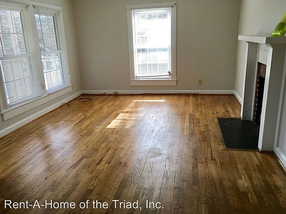 4th image of 3809 Baylor St